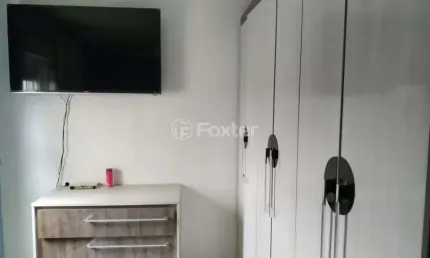 Apartamento com 2 quartos à venda na Rua Soely Nunes Rosa, 453, Restinga, Porto Alegre, 47 m2 por R$ 160.000