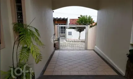 Casa com 6 quartos à venda na Rua Alfredo Claudino da Silva, 408, Jardim Atlântico, Florianópolis, 210 m2 por R$ 1.250.000