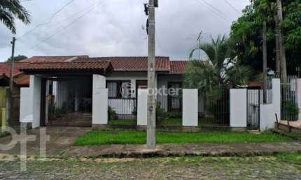 Casa com 1 quarto à venda na Rua Eron Santos, 196, Boa Vista, São Leopoldo, 47 m2 por R$ 290.000