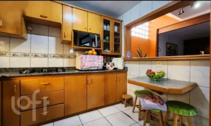 Casa com 3 quartos à venda na Rua Rio de Janeiro, 353, Ouro Branco, Novo Hamburgo, 195 m2 por R$ 530.000