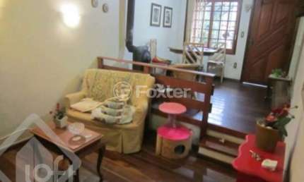 Casa com 2 quartos à venda na Travessa Irmão Pedro, 82, Teresópolis, Porto Alegre, 90 m2 por R$ 324.000