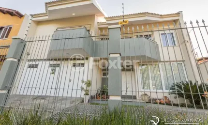 Casa com 4 quartos à venda na rua parque dos nativos, 353, vila ipiranga, porto alegre, 411 m2 por r$ 1.950.000