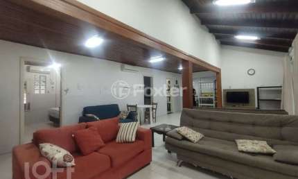 Casa com 3 quartos à venda na Rua Petúnia, 183, Enseada de Brito, Palhoça, 120 m2 por R$ 670.000