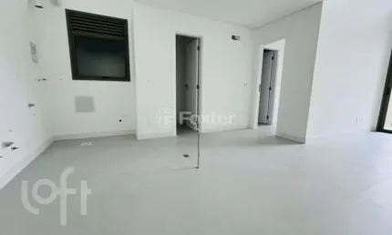 Apartamento com 2 quartos à venda na avenida dos dourados, 30, jurerê internacional, florianópolis, 78 m2 por r$ 1.800.000