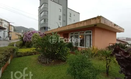 Casa com 5 quartos à venda na Rua João Motta Espezim, 782, Saco dos Limões, Florianópolis, 482 m2 por R$ 1.700.000