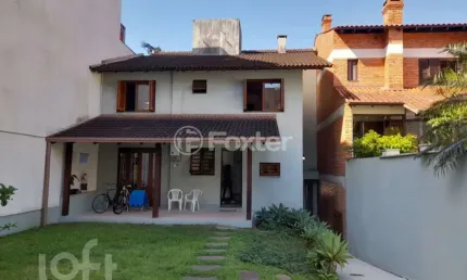 Casa com 5 quartos à venda na Avenida Arnaldo Bohrer, 97, Teresópolis, Porto Alegre, 225 m2 por R$ 1.380.000