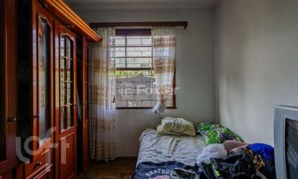 Casa com 3 quartos à venda na Rua Doutor Eduardo Chartier, 823, Passo da Areia, Porto Alegre, 311 m2 por R$ 1.500.000
