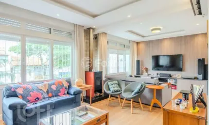 Casa com 3 quartos à venda na Rua Eurico Lara, 539, Medianeira, Porto Alegre, 231 m2 por R$ 880.000