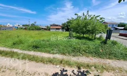 Casa com 1 quarto à venda na Rua Amilton Rubens Schmidt, 242, Barra do Aririú, Palhoça, 61 m2 por R$ 470.000