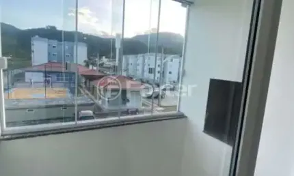 Apartamento com 2 quartos à venda na Rua Homero de Miranda Gomes, 1197, Fundos, Biguaçu, 51 m2 por R$ 247.000