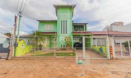 Casa com 3 quartos à venda na Rua Abaeté, 435, Sarandi, Porto Alegre, 253 m2 por R$ 1.272.000