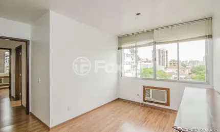 Apartamento com 2 quartos à venda na Rua São Carlos, 1095, Floresta, Porto Alegre, 75 m2 por R$ 300.000