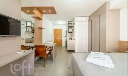 Kitnet / Stúdio à venda na Rua Curvelo, 100, Petrópolis, Porto Alegre, 29 m2 por R$ 565.000
