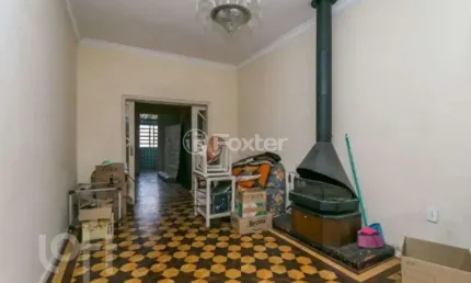 Casa com 4 quartos à venda na Rua Sinimbú, 343, Petrópolis, Porto Alegre, 233 m2 por R$ 975.000