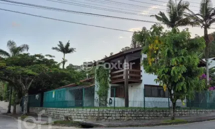 Casa com 4 quartos à venda na Rua Professor Adriano Mosimann, 175, Trindade, Florianópolis, 392 m2 por R$ 1.990.000
