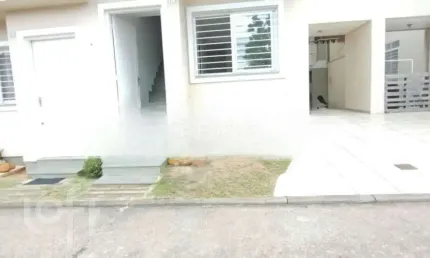 Casa em condomínio fechado com 2 quartos à venda na Rua Cangussu, 329, Nonoai, Porto Alegre, 74 m2 por R$ 329.000