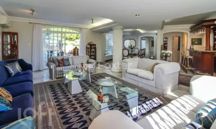 Casa com 4 quartos à venda na Rua Simão Bolívar, 410, Vila Conceição, Porto Alegre, 418 m2 por R$ 1.990.000
