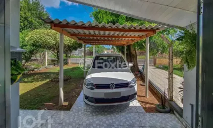 Casa com 2 quartos à venda na Rua Clóvis Beviláqua, 1545, Harmonia, Canoas, 101 m2 por R$ 339.000