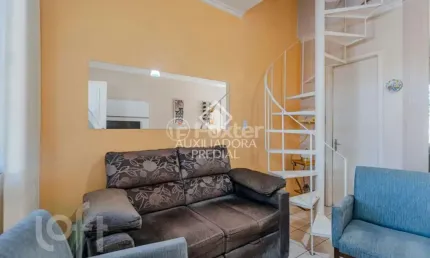 Casa em condomínio fechado com 2 quartos à venda na Avenida Juca Batista, 3527, Cavalhada, Porto Alegre, 49 m2 por R$ 235.000