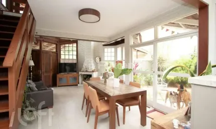Casa com 4 quartos à venda na Rua Liberato Carioni, 247, Lagoa da Conceição, Florianópolis, 160 m2 por R$ 3.000.000