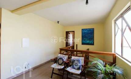 Casa com 3 quartos à venda na Avenida Berlim, 805, São Geraldo, Porto Alegre, 231 m2 por R$ 1.590.000