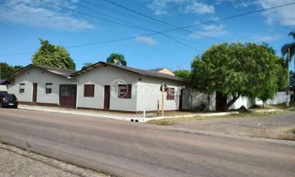 Casa com 5 quartos à venda na Avenida Doutor José Athanásio, 1421, São Francisco, São Jerônimo, 280 m2 por R$ 750.000