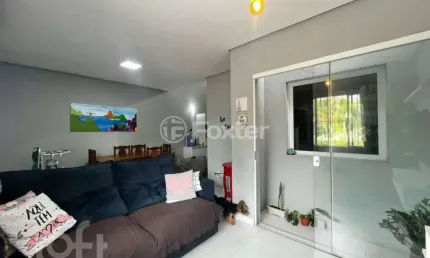 Casa com 3 quartos à venda na Rua Lelis Leo Garcia Espartel, 85, Hípica, Porto Alegre, 75 m2 por R$ 369.000