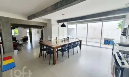 Casa com 3 quartos à venda na Rua Comendador Albino Cunha, 261, Cristo Redentor, Porto Alegre, 240 m2 por R$ 1.100.000