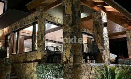 Casa em condomínio fechado com 4 quartos à venda na Rua Biarrittz, 159, Planalto, Gramado, 282 m2 por R$ 4.928.000