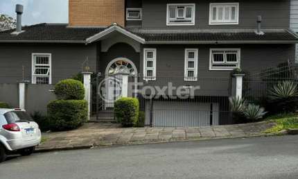 Casa com 4 quartos à venda na Rua Miracema, 54, Chácara das Pedras, Porto Alegre, 458 m2 por R$ 3.500.000