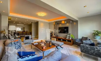 Casa com 4 quartos à venda na Rua Monte Alverne, 502, Chácara das Pedras, Porto Alegre, 357 m2 por R$ 2.750.000