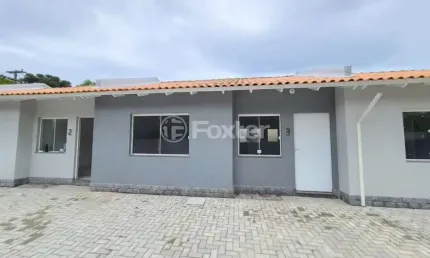 Casa em condomínio fechado com 2 quartos à venda na Rua Minuano, 844, Viamópolis, Viamão, 47 m2 por R$ 190.000