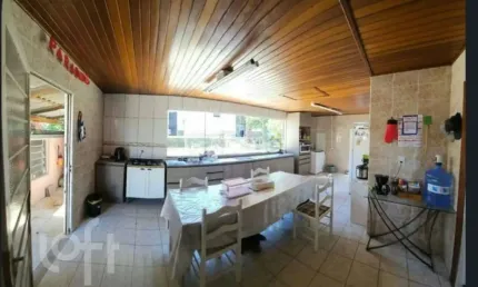 Casa com 3 quartos à venda na Rua Morro Alto, 30, Ipanema, Porto Alegre, 405 m2 por R$ 310.000
