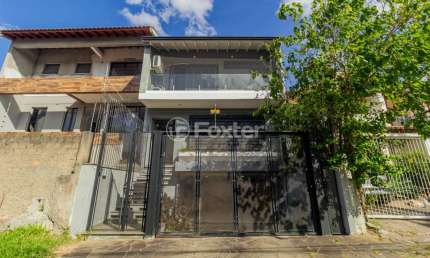 Casa com 3 quartos à venda na Rua Miracema, 379, Chácara das Pedras, Porto Alegre, 252 m2 por R$ 1.590.000
