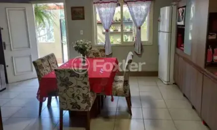Casa com 2 quartos à venda na Avenida Vinte e Um de Abril, 1600, Sarandi, Porto Alegre, 110 m2 por R$ 240.000