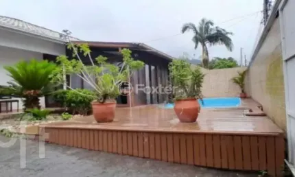 Casa com 3 quartos à venda na Servidão Sargento Maurilio Gonçalves Cabral, 143, Ingleses do Rio Vermelho, Florianópolis, 240 m2 por R$ 770.000