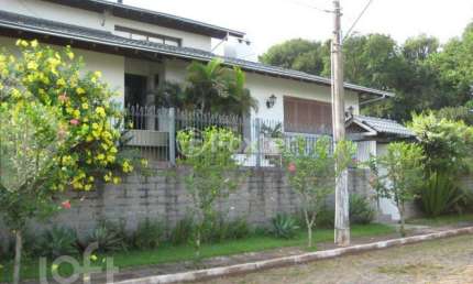 Casa com 3 quartos à venda na Rua São Luís do Maranhão, 46, Boa Vista, Novo Hamburgo, 453 m2 por R$ 1.850.000