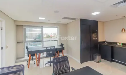 Sala comercial com 1 sala à venda na Avenida Senador Tarso Dutra, 565, Petrópolis, Porto Alegre, 65 m2 por R$ 755.000