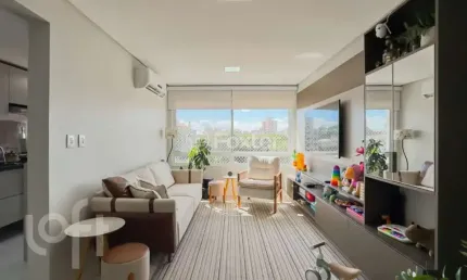 Apartamento com 2 quartos à venda na Rua Vera Cruz, 339, Vila Ipiranga, Porto Alegre, 73 m2 por R$ 639.000