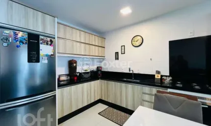 Apartamento com 2 quartos à venda na rua fagundes varela, 1187, areias, são josé, 65 m2 por r$ 474.000