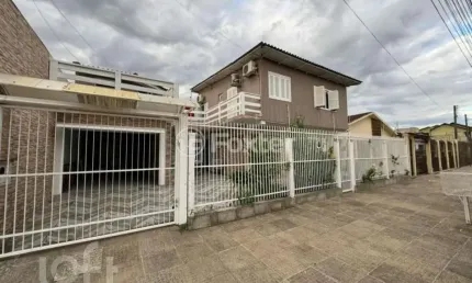 Casa com 3 quartos à venda na Rua Marau, 270, Bom Princípio, Gravataí, 135 m2 por R$ 424.000