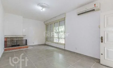 Casa com 3 quartos à venda na travessa porto príncipe, 26, jardim lindóia, porto alegre, 180 m2 por r$ 689.000