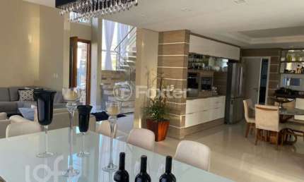 Casa com 4 quartos à venda na Rua Noruega, 302, Marechal Rondon, Canoas, 339 m2 por R$ 2.850.000