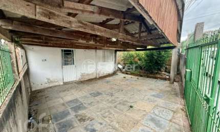 Casa com 2 quartos à venda na Rua Seival, 128, Vila Jardim, Porto Alegre, 78 m2 por R$ 180.000
