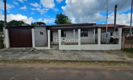 Casa com 3 quartos à venda na Rua São Tomé, 304, São Tomé, Viamão, 145 m2 por R$ 400.000