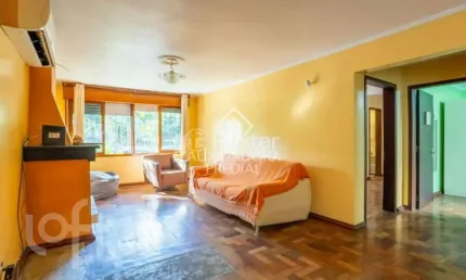 Casa com 7 quartos à venda na rua das caravelas, 243, vila ipiranga, porto alegre, 250 m2 por r$ 1.300.000