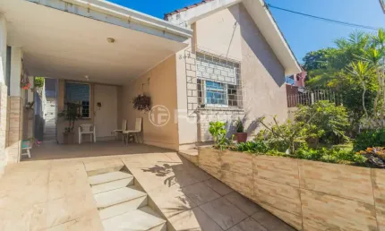 Casa com 3 quartos à venda na Acesso José Marcelino Martins, 347, Jardim Itu Sabará, Porto Alegre, 72 m2 por R$ 380.000