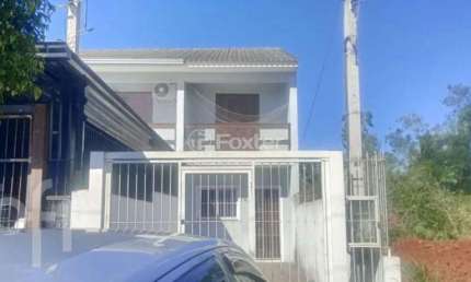 Casa com 2 quartos à venda na Rua Maria Onofrina Mendonça Torres, 104, Mário Quintana, Porto Alegre, 76 m2 por R$ 259.900