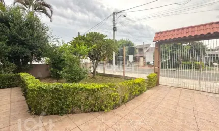 Casa com 2 quartos à venda na Avenida Walter Spiess, 39, Estância Velha, Canoas, 233 m2 por R$ 1.000.000