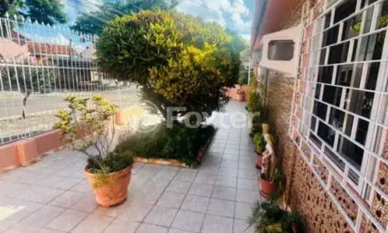 Casa com 2 quartos à venda na Rua Doutor Dias da Cruz, 203, Medianeira, Porto Alegre, 90 m2 por R$ 550.000